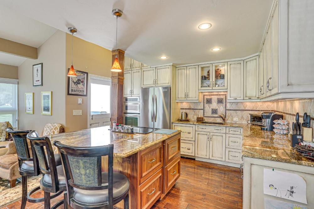 Golf Course and Mtn Views Avon Gem with Gas Grill!